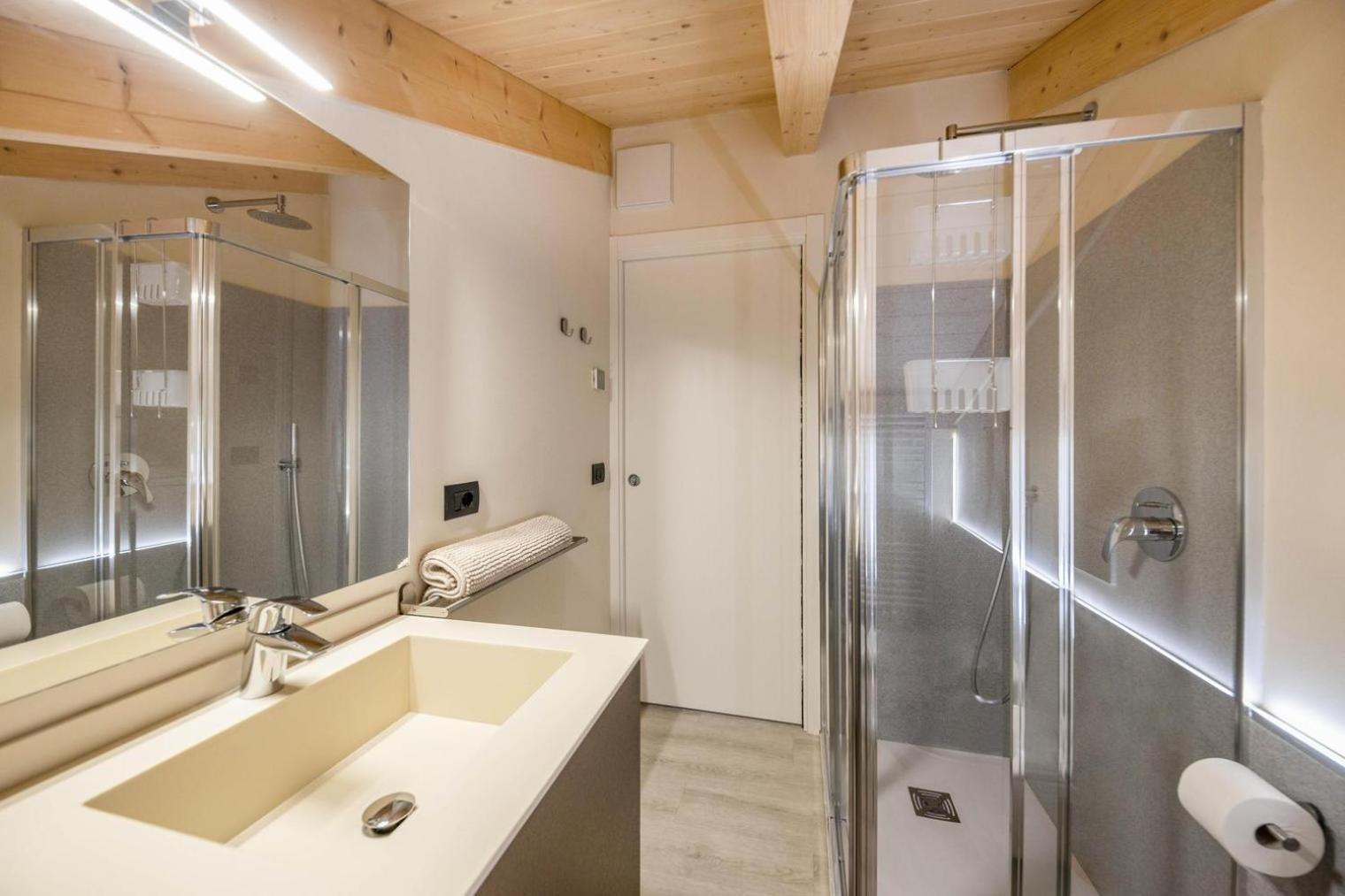 Casa Pare' B&B Tesero Exteriör bild
